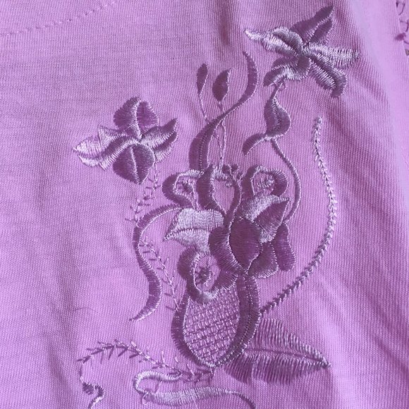 Lilac Die Cut Hem Floral Embroidered Tank Top - Picture 5 of 14